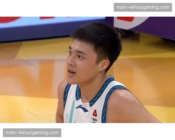 广厦上海并驾齐驱领跑积分榜 双雄争霸格局取代三强混战